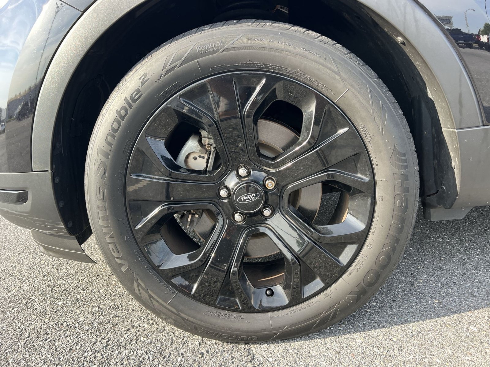 Certified 2019 Ford Explorer Sport AWD/4WD image 12