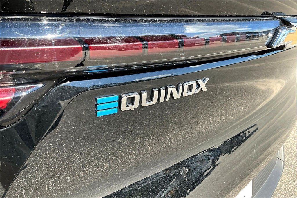 Used 2026 Chevrolet Equinox EV LT FWD image 26