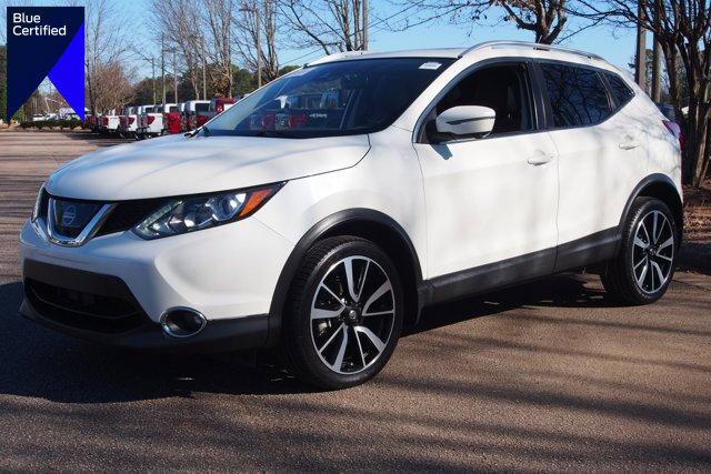 Used 2017 Nissan Rogue Sport SL w/ SL Premium Package image 1