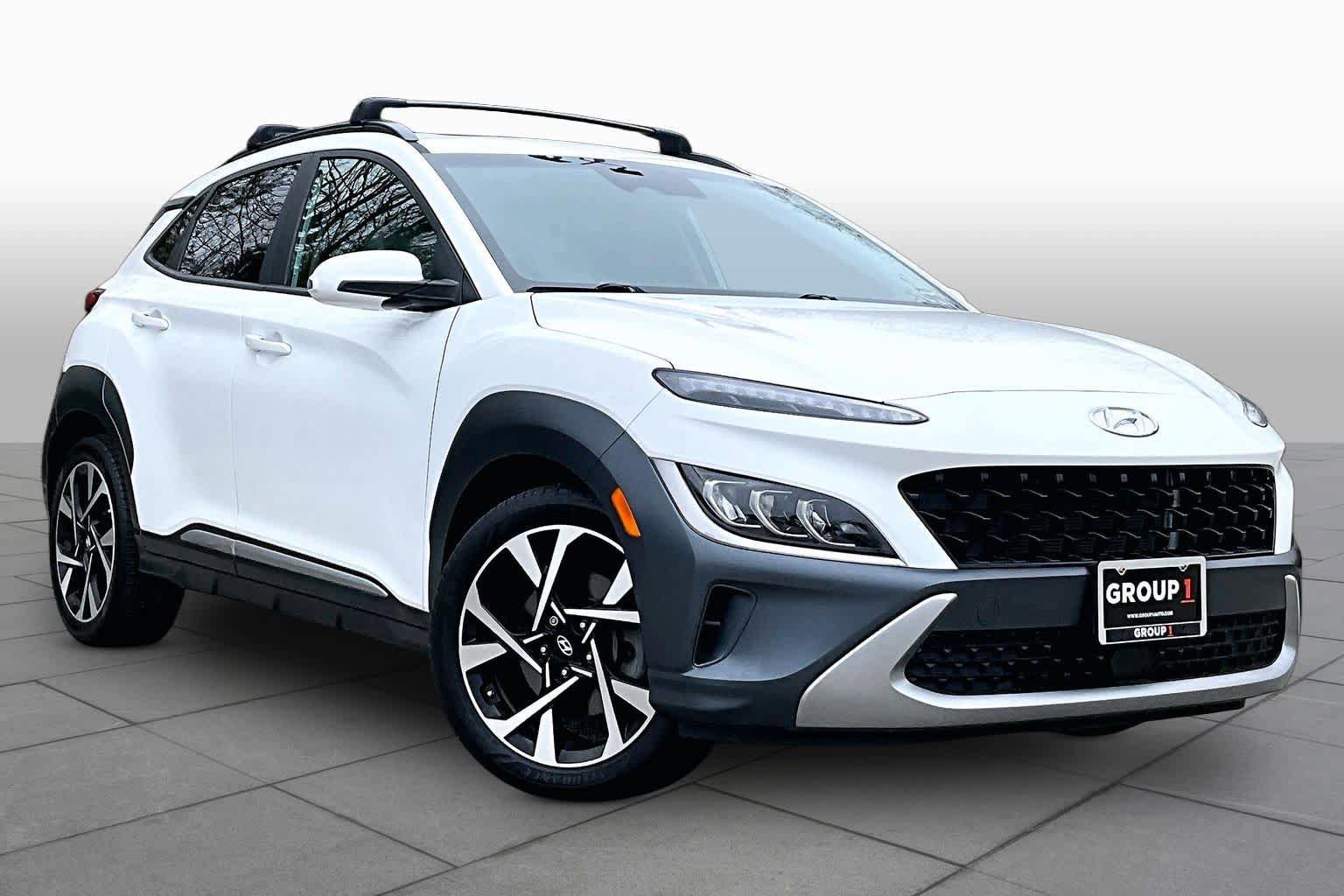 Used 2022 Hyundai Kona Limited AWD/4WD image 3