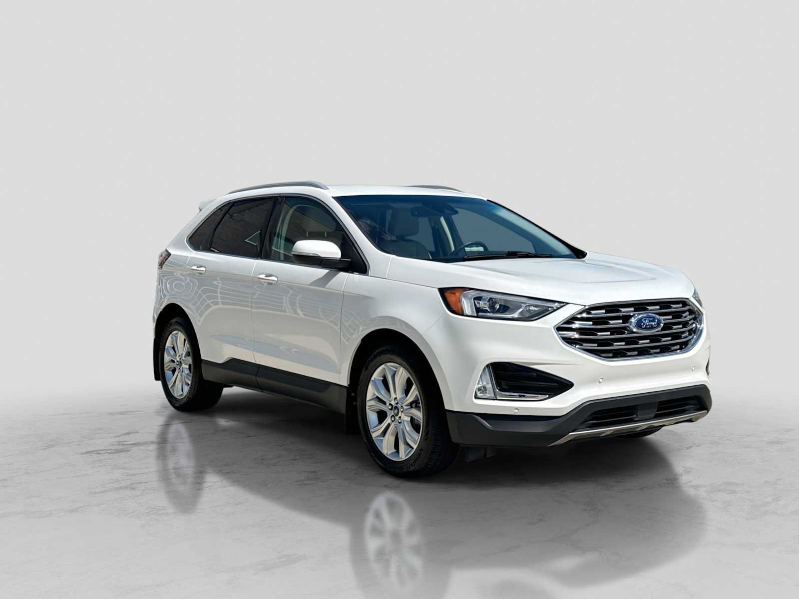 Certified 2020 Ford Edge Titanium AWD/4WD image 8