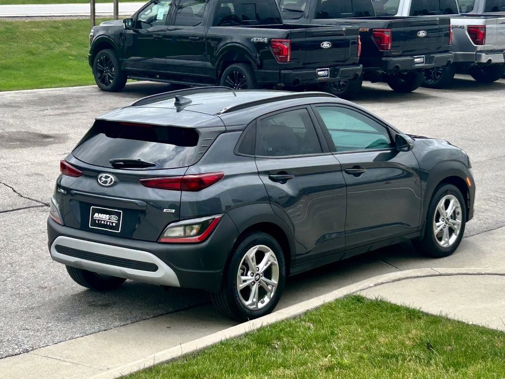 Used 2022 Hyundai Kona SEL AWD/4WD image 6
