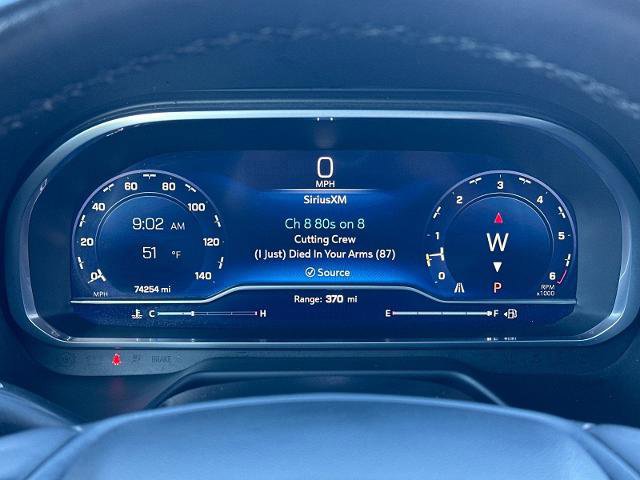 Used 2023 Chevrolet Suburban Premier image 24