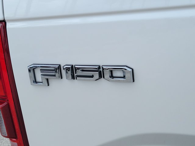 Certified 2017 Ford F150 Lariat w/ Equipment Group 502A Luxury RWD image 8