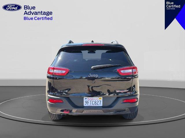 Used 2017 Jeep Cherokee Trailhawk AWD/4WD image 6