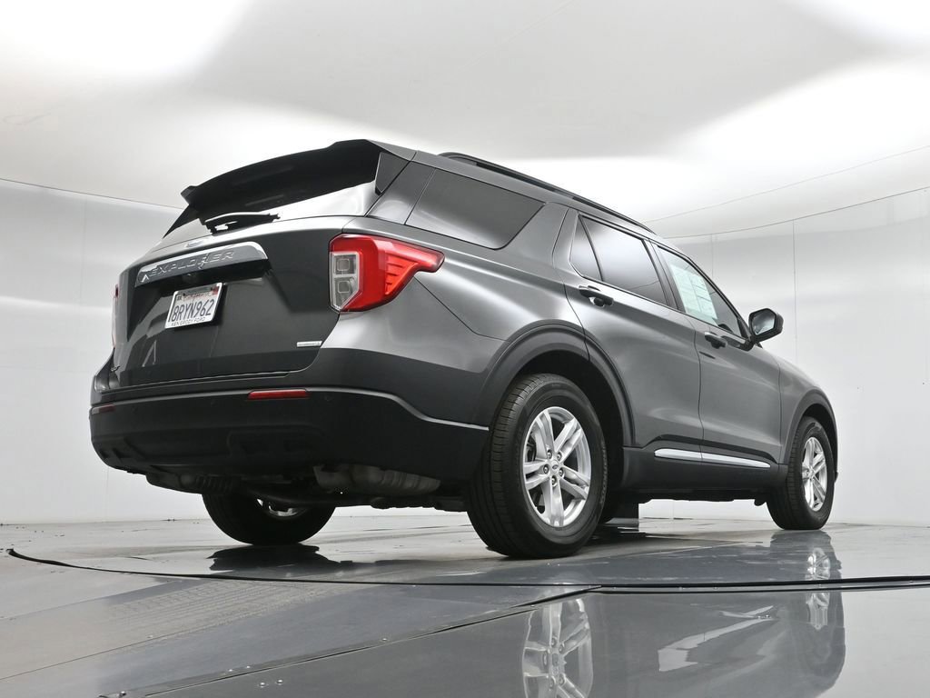 Certified 2020 Ford Explorer XLT image 16