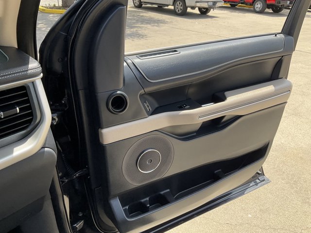 Certified 2024 Ford Expedition XLT RWD image 22