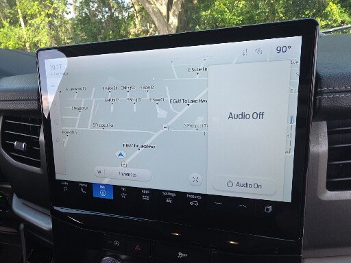 Certified 2024 Ford Expedition XLT RWD image 4