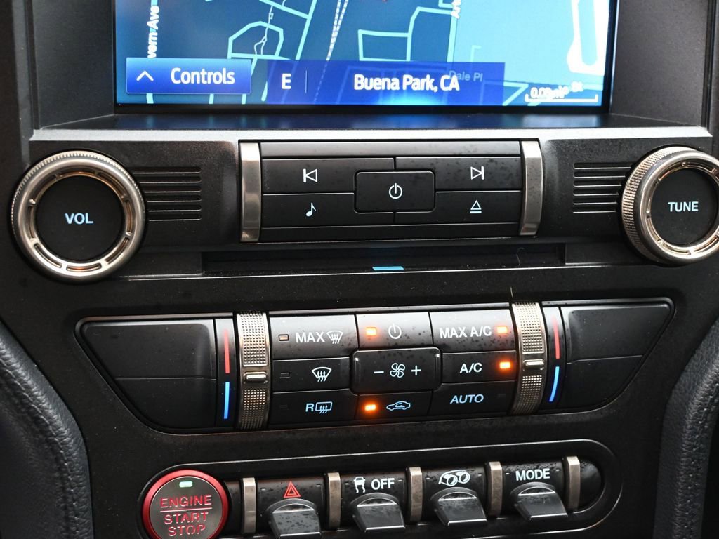 Certified 2021 Ford Mustang Shelby GT500 w/ Carbon Fiber Track Pack image 14