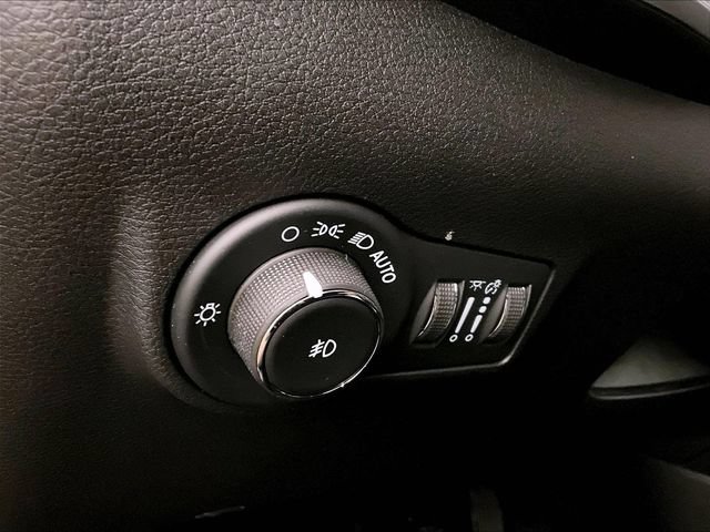 Used 2022 Jeep Compass Latitude w/ Convenience Group AWD/4WD image 30