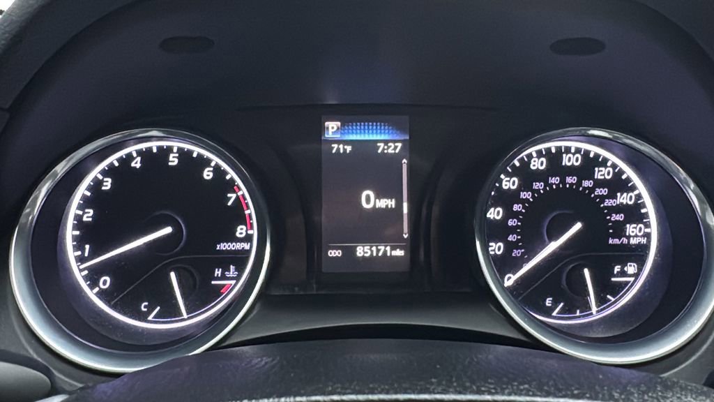 Used 2020 Toyota Camry SE w/ Carpet Mat Package FWD image 14