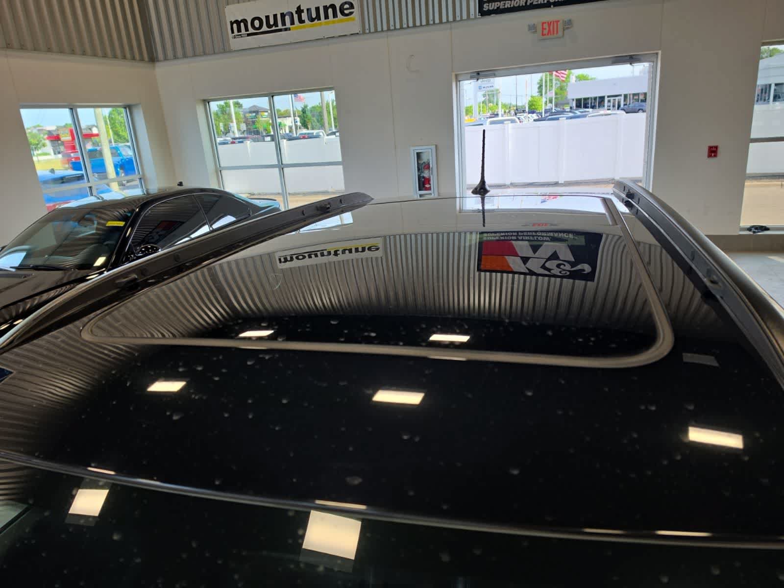 Used 2021 Jeep Compass Latitude w/ Sun and Sound Group AWD/4WD image 14