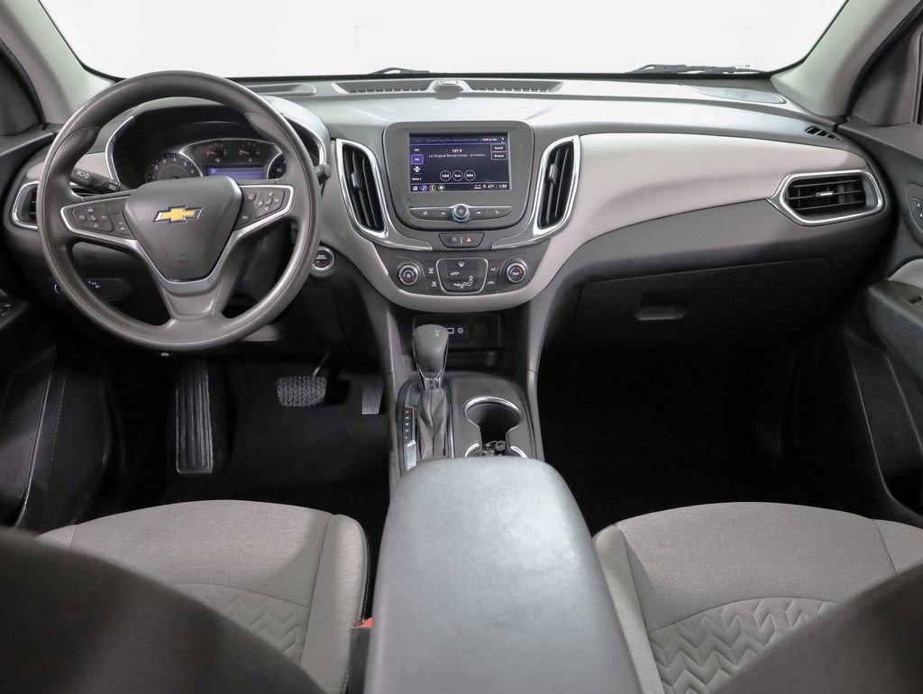 Used 2022 Chevrolet Equinox LS w/ LS Convenience Package image 10