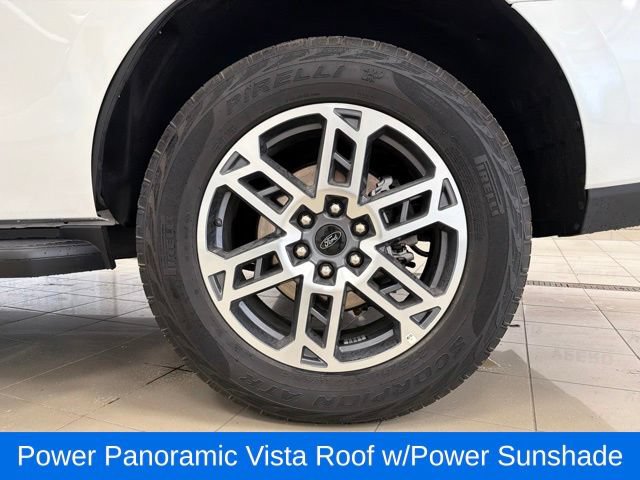 Certified 2025 Ford Expedition Active AWD/4WD image 16
