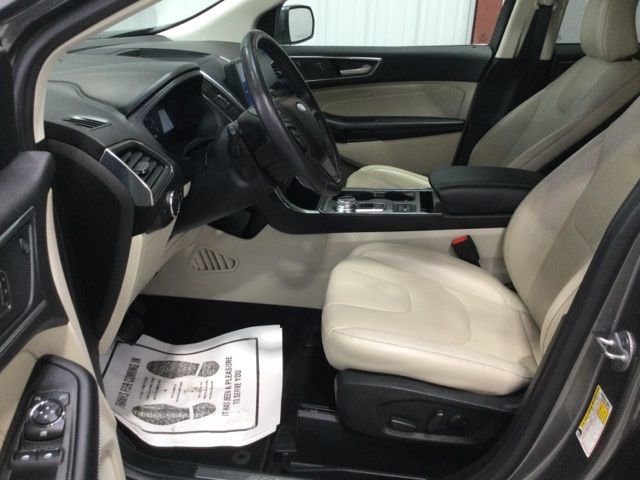 Certified 2022 Ford Edge Titanium w/ Equipment Group 301A image 11
