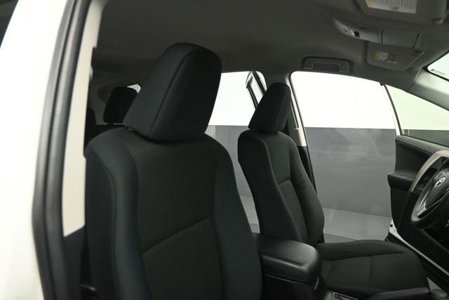 Used 2018 Toyota RAV4 LE w/ All Weather Liner Package AWD/4WD image 43