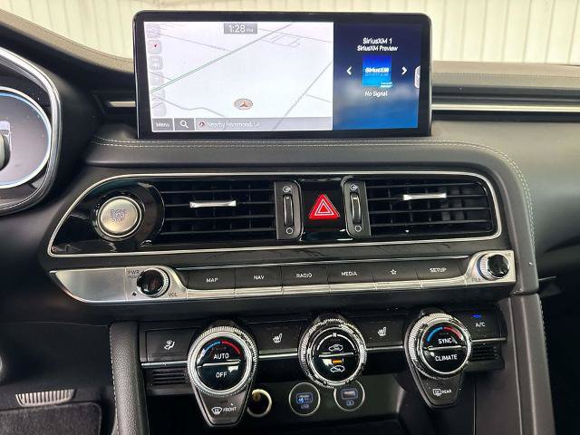 Used 2023 Genesis G70 2.0T RWD image 29