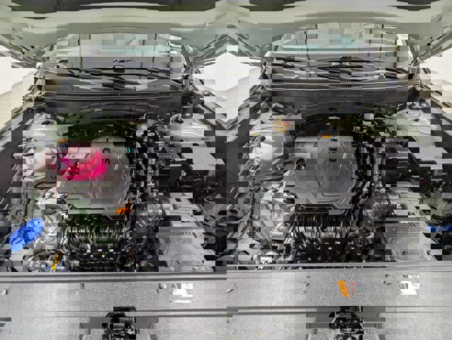 Used 2025 Hyundai Santa Cruz SEL image 11