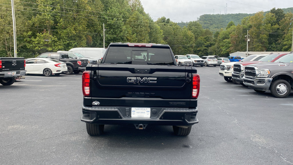 Used 2025 GMC Sierra 1500 Elevation w/ Elevation Premium Package AWD/4WD image 6