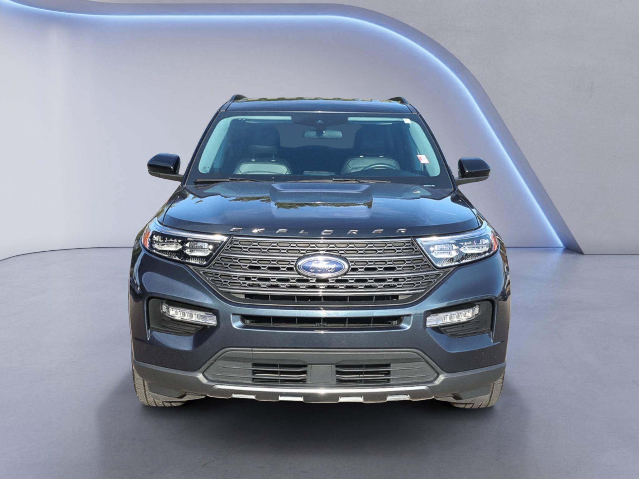 Certified 2023 Ford Explorer XLT w/ Equipment Group 202A AWD/4WD image 10
