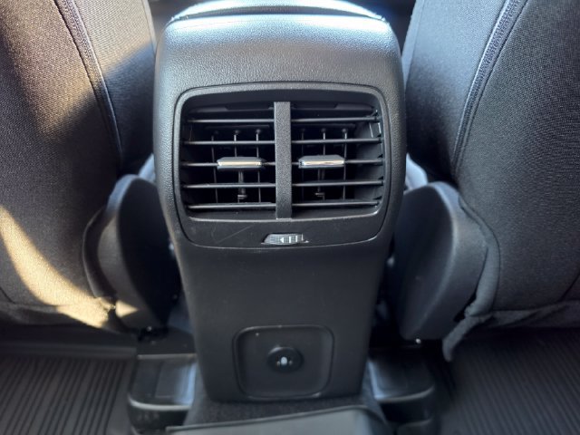 Certified 2025 Ford Escape Active AWD/4WD image 17