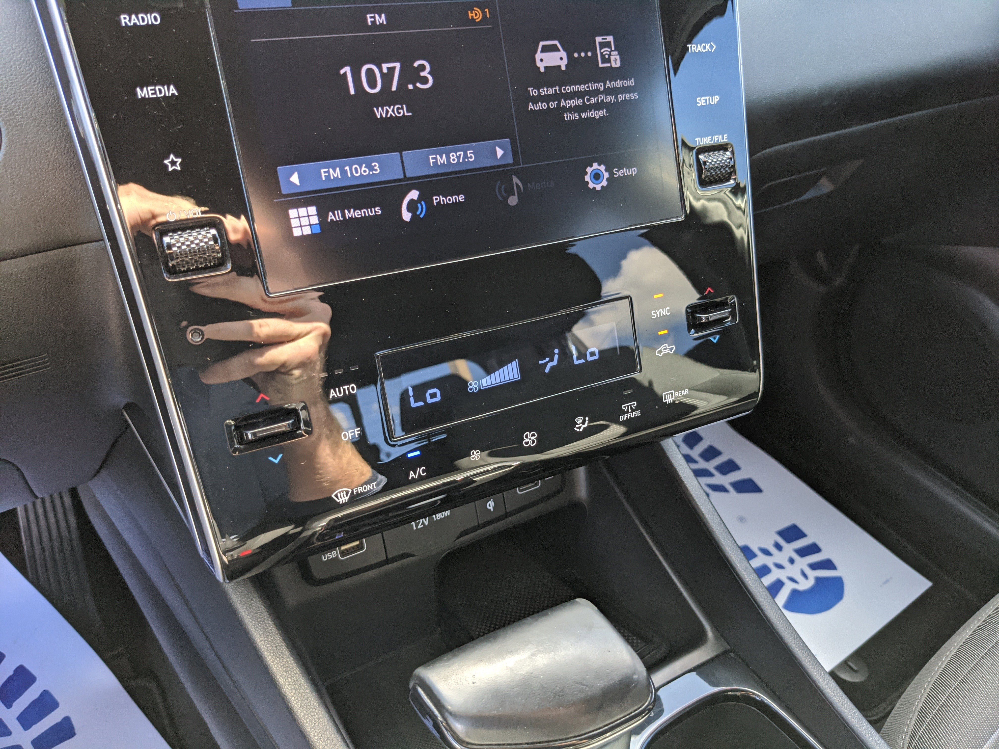 Used 2022 Hyundai Santa Cruz SEL Premium w/ Cargo Package image 24