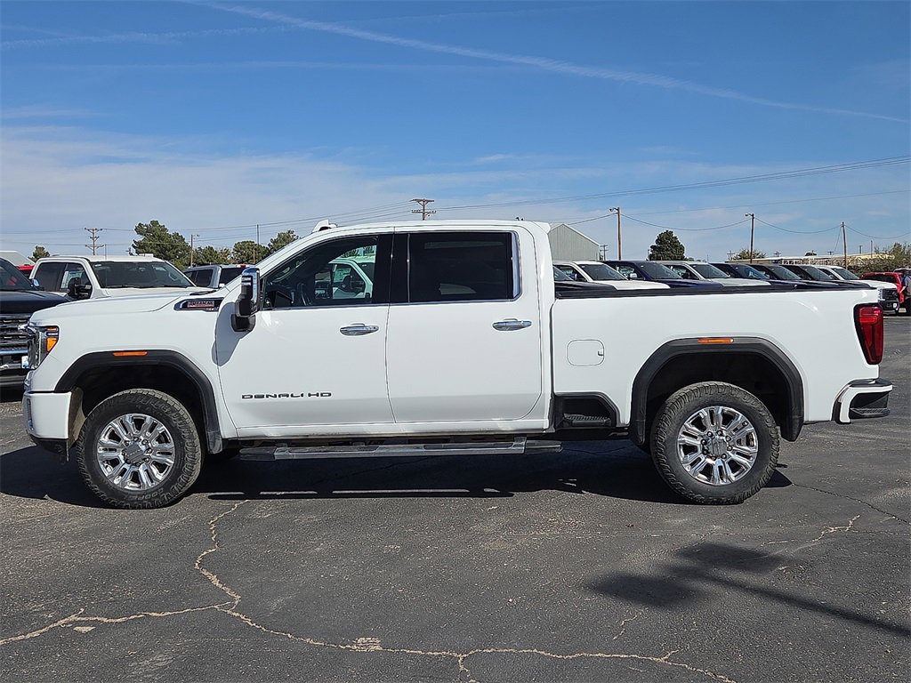 Used 2022 GMC Sierra 2500 Denali image 2