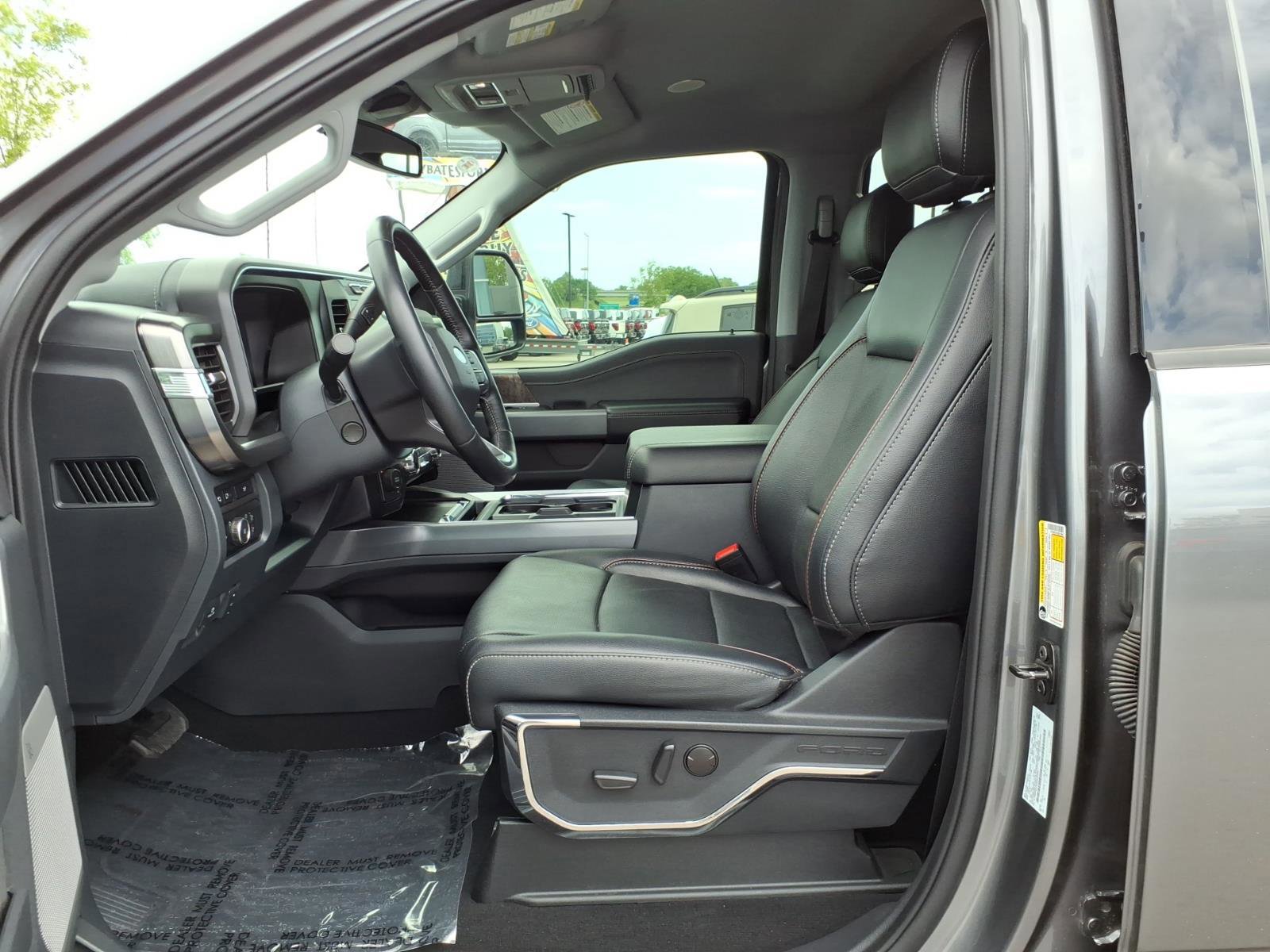 Certified 2024 Ford F350 Lariat w/ Lariat Ultimate Package image 12