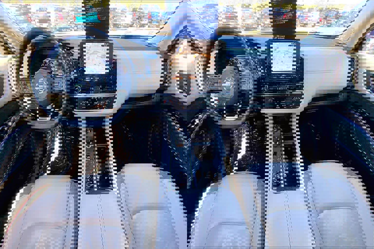 Used 2023 Nissan Pathfinder SL w/ SL Premium Package image 16