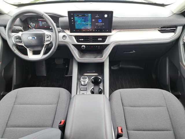 Certified 2025 Ford Explorer Active image 17