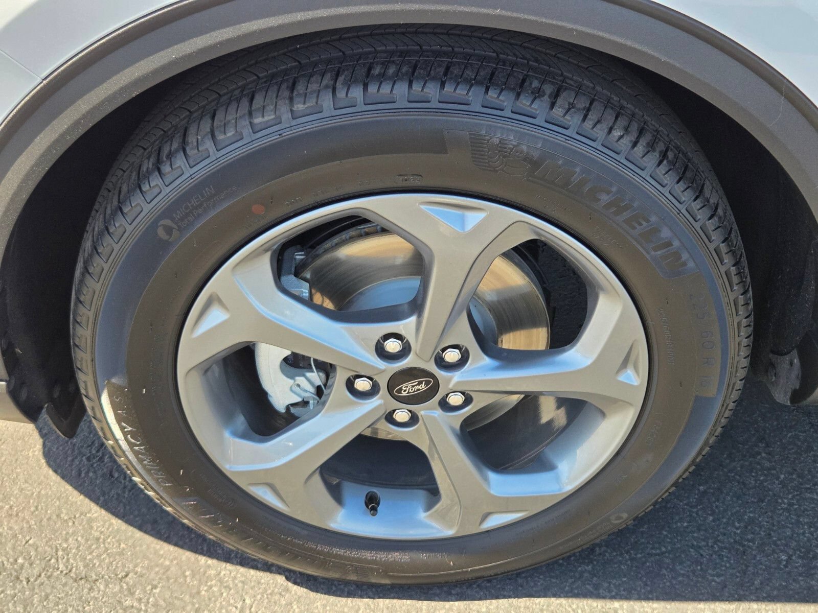 Certified 2025 Ford Escape ST-Line FWD image 9