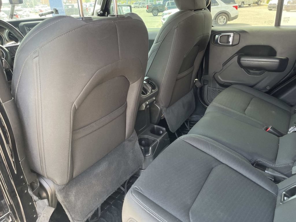 Used 2022 Jeep Gladiator Sport AWD/4WD image 21