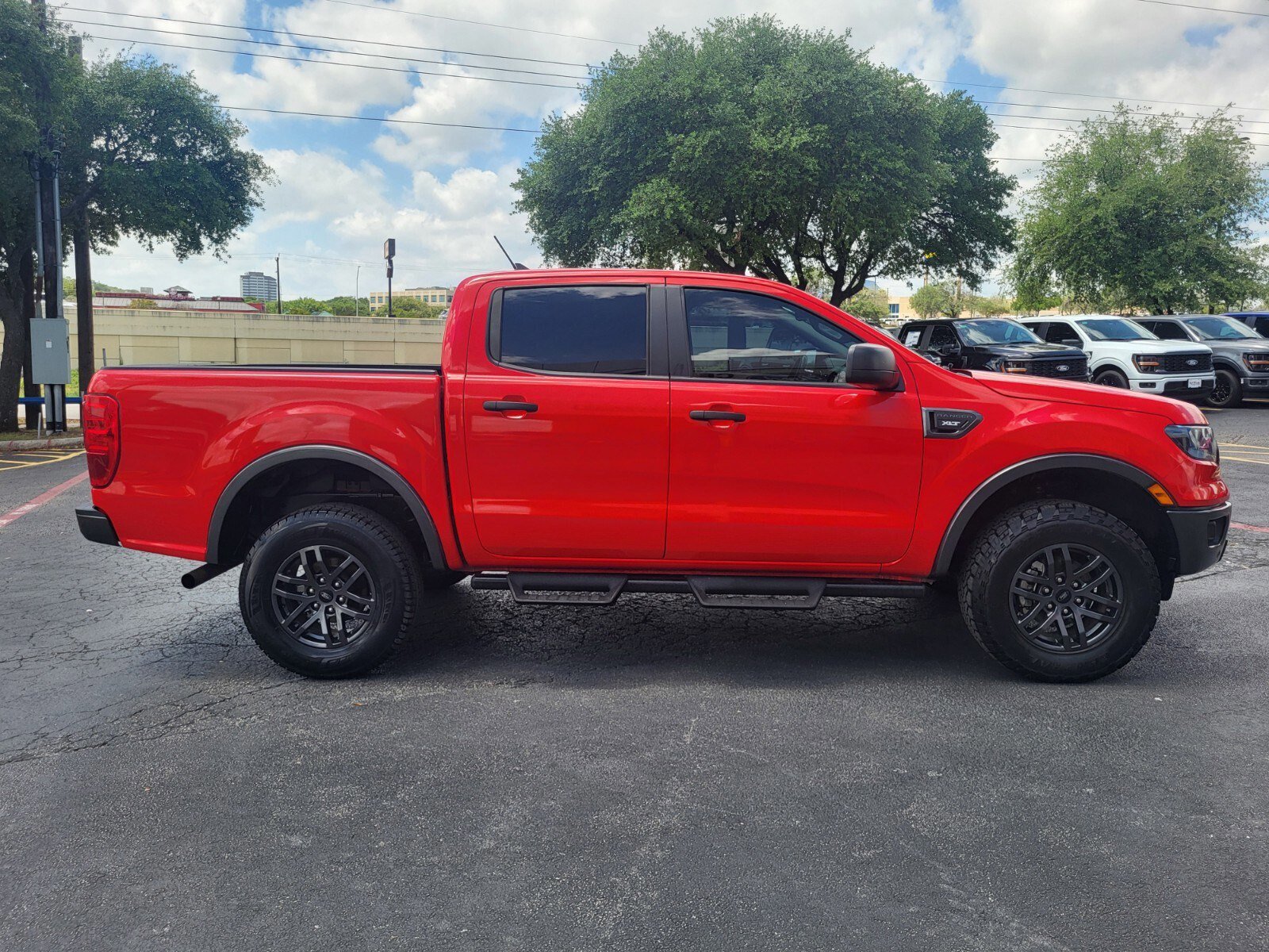 Certified 2022 Ford Ranger XLT w/ Tremor Off-Road Package AWD/4WD image 2