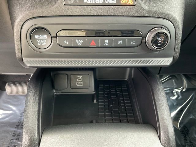 Certified 2025 Ford Bronco Sport Outer Banks w/ Outer Banks Tech Package+ AWD/4WD image 19