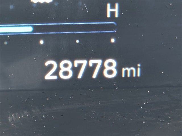 Used 2025 Hyundai Elantra SEL image 24