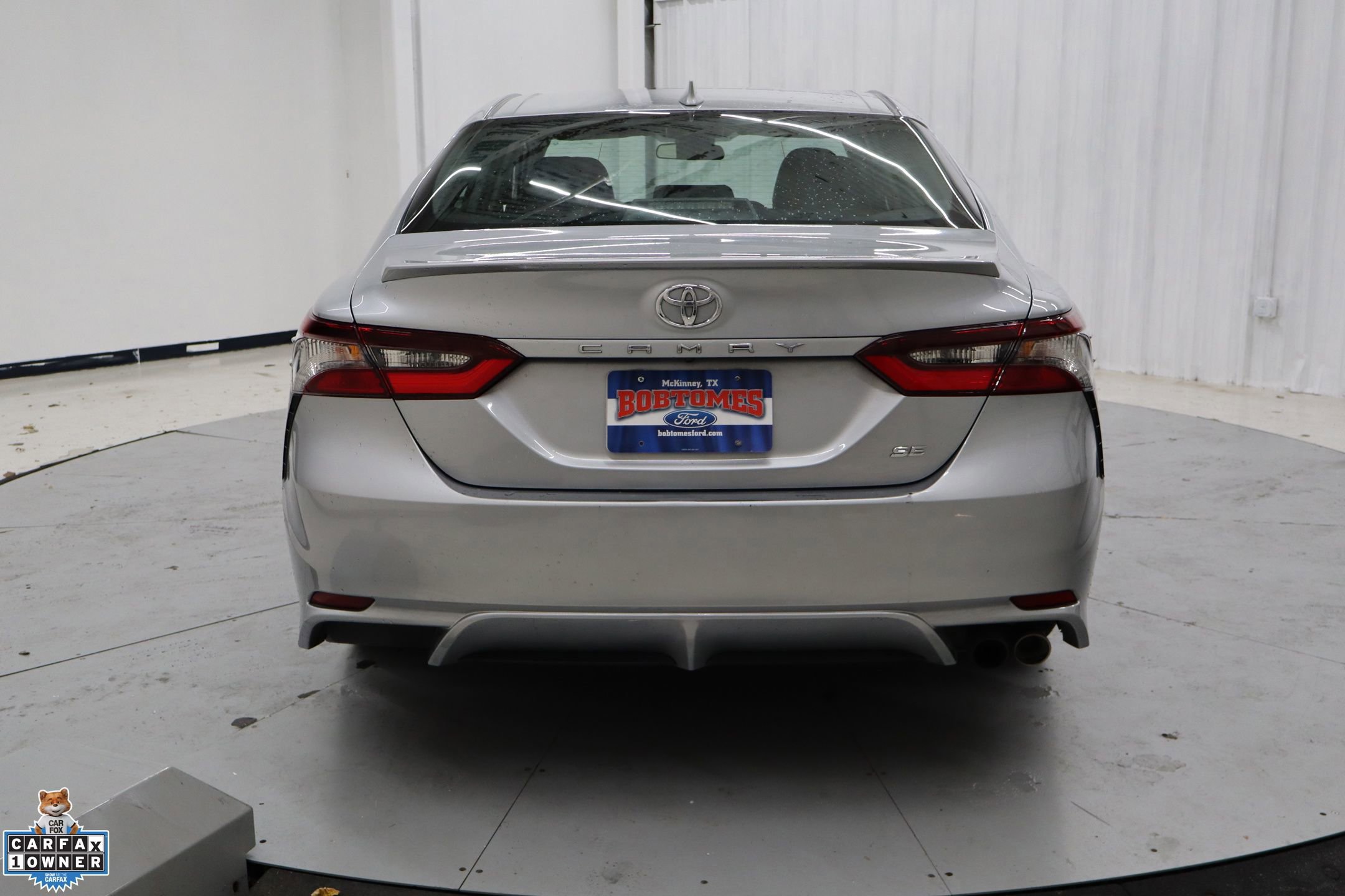 Used 2024 Toyota Camry SE image 4