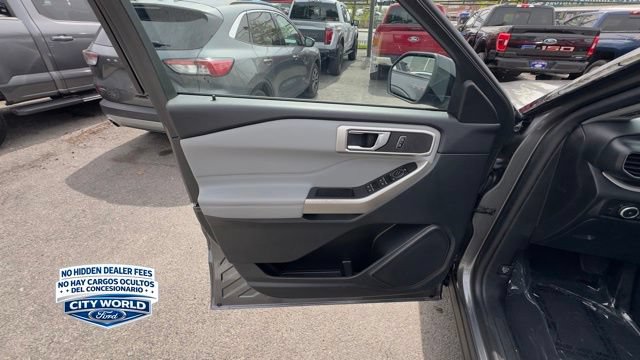 Certified 2023 Ford Explorer XLT w/ Equipment Group 202A AWD/4WD image 6