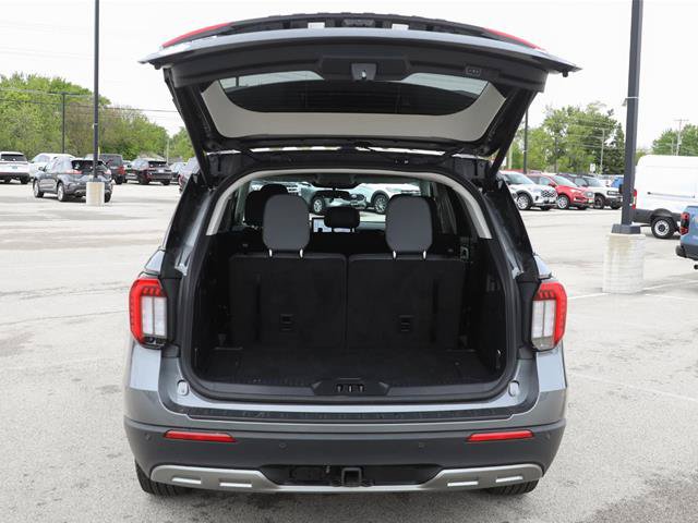 Certified 2025 Ford Explorer Active w/ Active Comfort Package AWD/4WD image 12