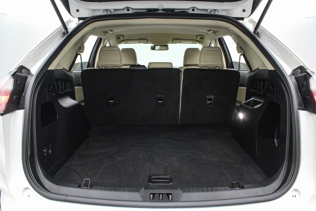 Certified 2023 Ford Edge SEL image 19
