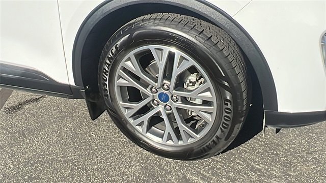 Certified 2022 Ford Escape SEL w/ Technology Package image 9