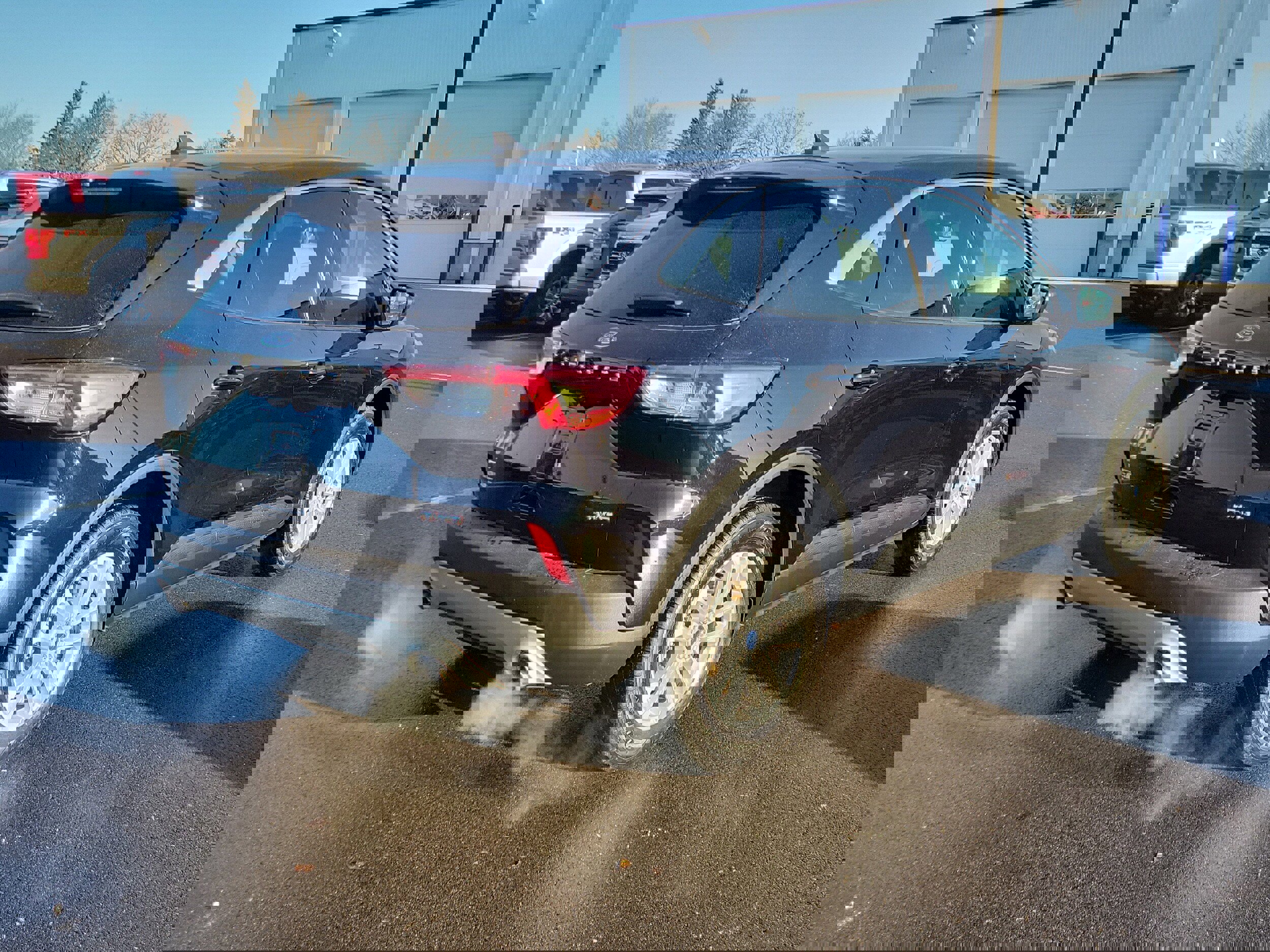 Certified 2022 Ford Escape SE w/ Convenience Package image 3