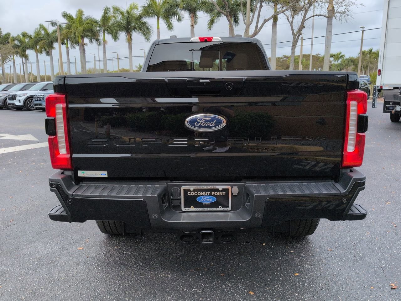 Certified 2024 Ford F350 Lariat w/ Lariat Ultimate Package image 4