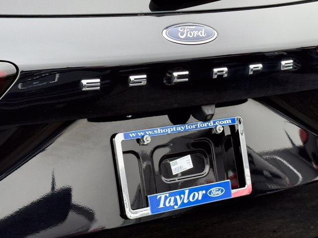 Certified 2024 Ford Escape ST-Line w/ Tech Pack #1 AWD/4WD image 29