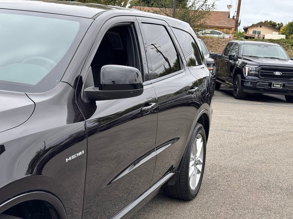 Used 2023 Dodge Durango R/T w/ Trailer Tow Group IV RWD image 9