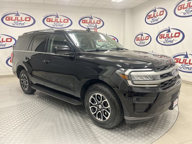 Certified 2024 Ford Expedition XLT RWD image 1