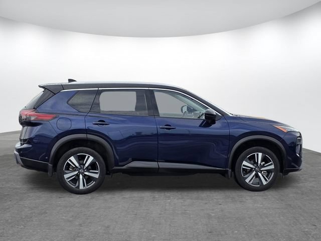 Used 2024 Nissan Rogue SL w/ SL Premium Package FWD video 3