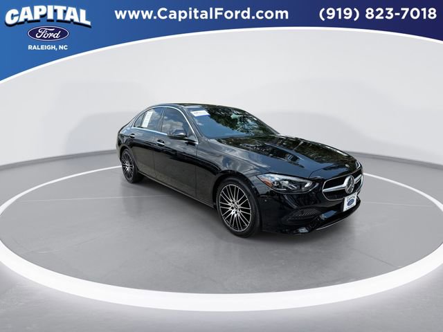 Used 2025 Mercedes-Benz C 300 4MATIC Sedan image 2
