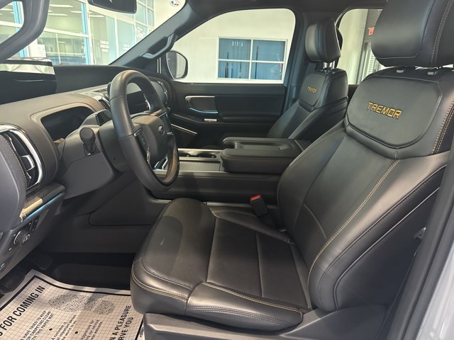 Certified 2025 Ford Expedition Tremor AWD/4WD image 7