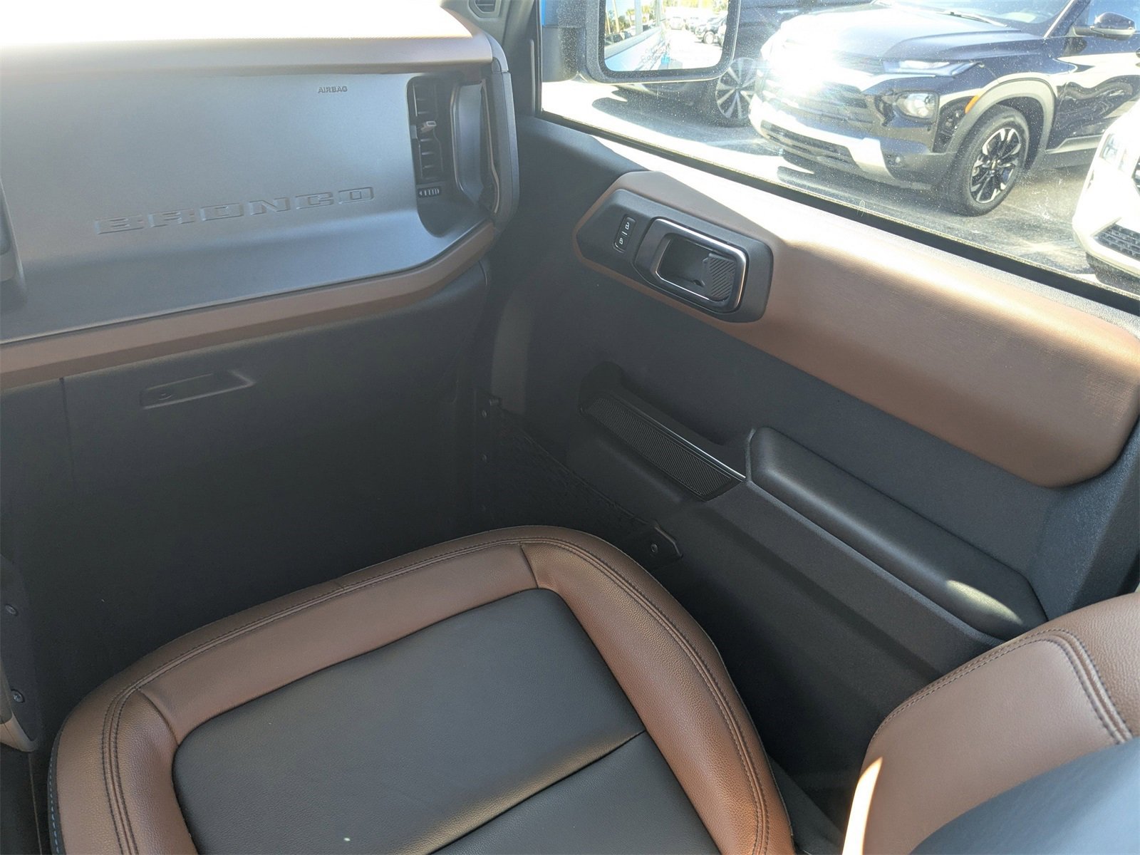 Certified 2024 Ford Bronco Outer Banks w/ Sasquatch Package image 18