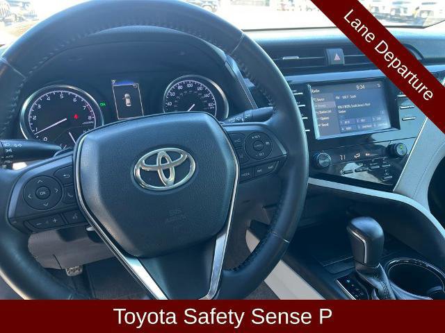 Used 2018 Toyota Camry SE w/ Convenience Package FWD image 11